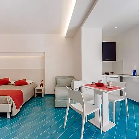 شقة فندقية Il Corallo 4*